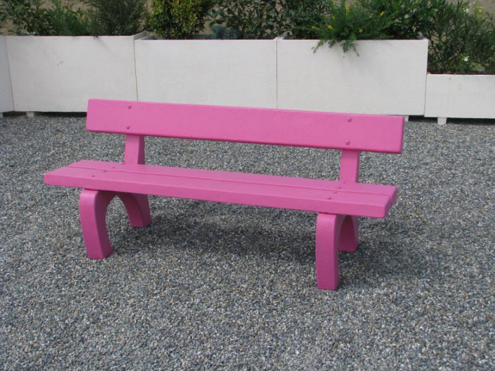Banc Omega béton couleur rose